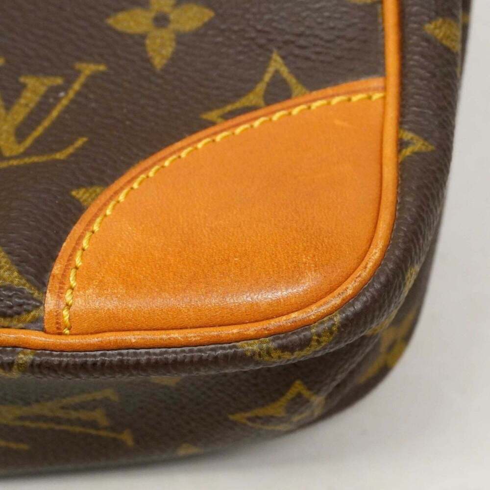 LOUIS VUITTON Brown Monogram Clutch Bag - Picture 8 of 10